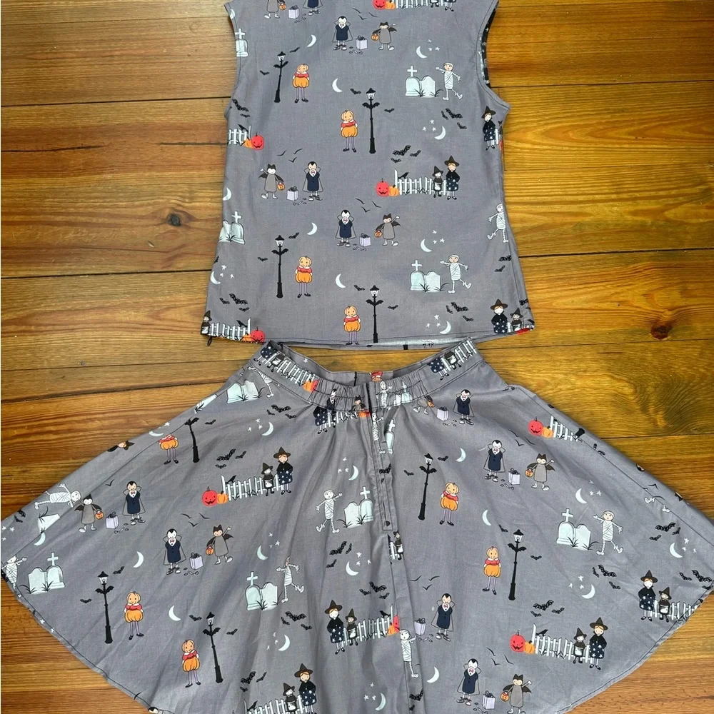Retrolicious Gray 2 piece Halloween Dress with Vintage Trick-or-Treat Print. NWT